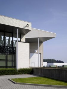 Nieuwbouw uitbreiding kantoren, opslag, labo Bru Textiles, Kontich, laboproject en kantoorgebouw en industriegebouw SVR-ARCHITECTS