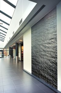 Nieuw inkomgebouw UZA met commerciële ruimtes