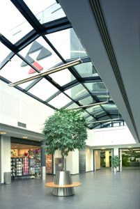 Nieuw inkomgebouw UZA met commerciële ruimtes
