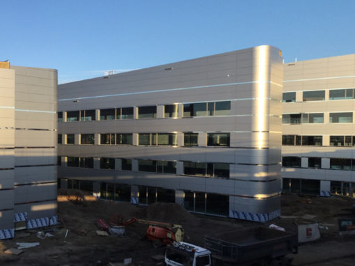 BIOSCAPE<br><span style='color:#31495a;font-size:12px;'>Kantoren, laboratoria Life Science Incubator</span>