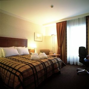 Nieuwbouw en interieur hotel Crowne Plaza Brussels Airport Brussel, project huisvesting SVR-ARCHITECTS