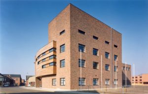 Renovatie kantoren Campina brouwerij tot gemeentehuis Dessel, kantoorgebouw SVR-ARCHITECTS