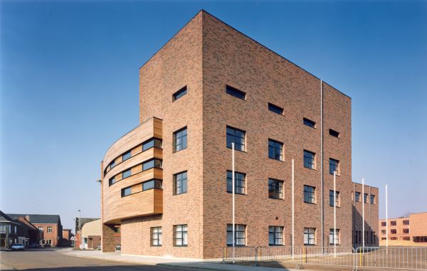 Town Hall Dessel - Renovation offices (old Campina brewery)