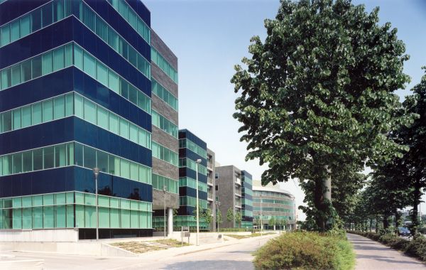 OFFICE CAMPUS RUBENS<br><span style='color:#31495a;font-size:12px;'>Office campus, parking</span>