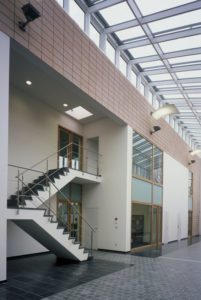 Nieuwbouw drukkerij St.-Luc, Nazareth, industriegebouw SVR-ARCHITECTS