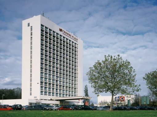CROWNE PLAZA ANTWERP<br><span style='color:#31495a;font-size:12px;'>Interior hotel </span>