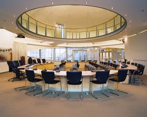 Nieuwbouw gemeentehuis Koksijde, kantoorgebouw en project ontspanning SVR-ARCHITECTS