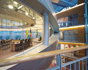 Nieuwbouw gemeentehuis Koksijde, kantoorgebouw en project ontspanning SVR-ARCHITECTS