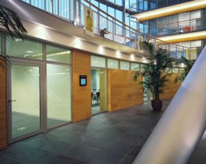 Nieuwbouw gemeentehuis Koksijde, kantoorgebouw en project ontspanning SVR-ARCHITECTS