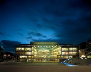 Nieuwbouw gemeentehuis Koksijde, kantoorgebouw en project ontspanning SVR-ARCHITECTS