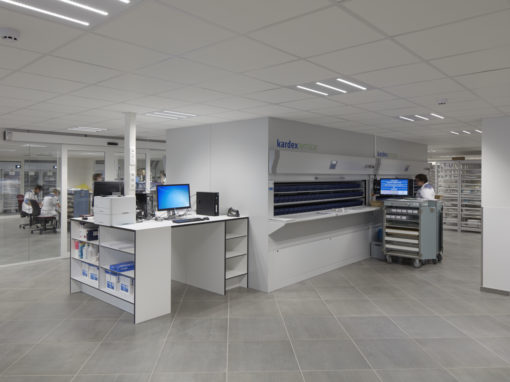 ZIEKENHUIS SINT-AUGUSTINUS<br><span style='color:#31495a;font-size:12px;'>Distributieapotheek </span>