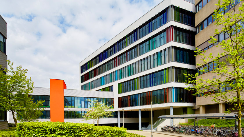 Koningin Mathilde opent nieuw Moeder en Kind Centrum, UZA