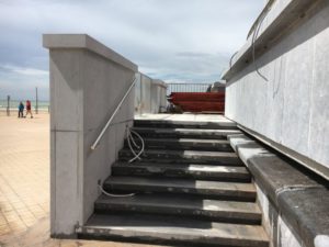 Rénovation piédestal existant / Nouveau escalier façade Ouest