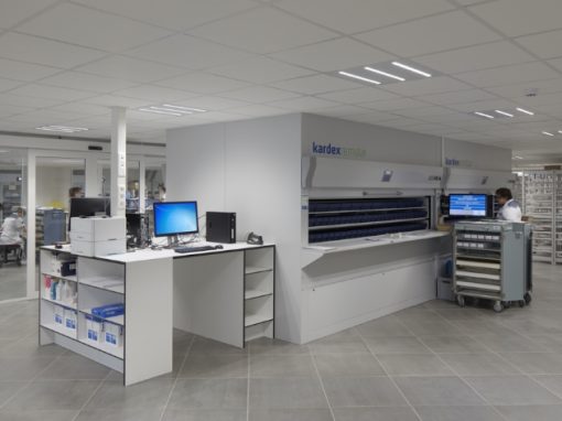ZAS AUGUSTINUS | WILRIJK<br><span style='color:#31495a;font-size:12px;'>Distributieapotheek</span>