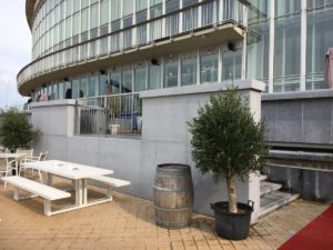 Rénovation piédestal existant / Nouveau escalier façade Ouest