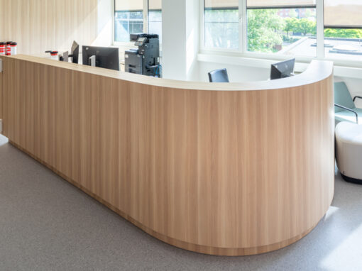 UZ BRUSSEL | OPTIMALISATIE CRG | JETTE<br><span style='color:#31495a;font-size:12px;'>Patiëntenkamers, behandelingsruimten en werkzones met aandacht voor comfort, functionaliteit en well-beïng.</span>