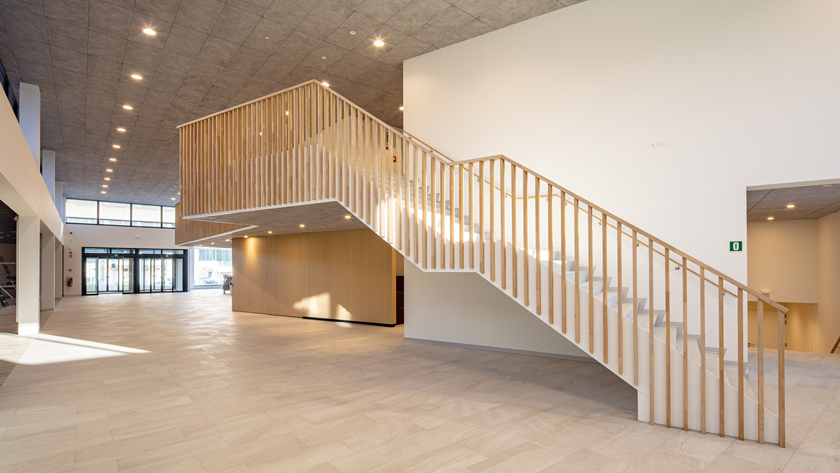 Uitbreiding Aula Major, renovatie en interieur Aula F.  Nedée  | Universiteit Antwerpen | Wilrijk