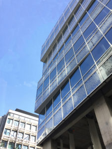 Geplooide gevel voor kantoorgebouw Befimmo, Guimardstraat 9, Brussel