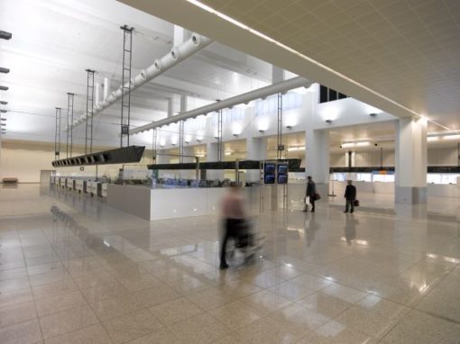BRUSSELS AIRPORT COMPANY<br><span style='color:#31495a;font-size:12px;'>Check-in hal / Memento </span>