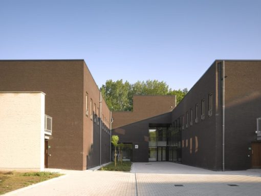 UNIVERSITEIT ANTWERPEN<br><span style='color:#31495a;font-size:12px;'>Gebouw Bio- & Moleculair Imaging Center </span>
