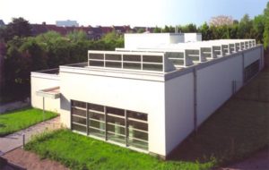 Nieuwbouw drukkerij St.-Luc, Nazareth, industriegebouw SVR-ARCHITECTS
