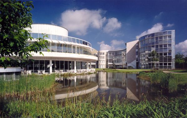 PROCTER & GAMBLE BRUSSEL<br><span style='color:#31495a;font-size:12px;'>Headquarters Brussels Innovation Center (BIC)</span>