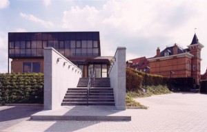 Renovatie en herbestemming hoofdzetel Ter Beke, Waarschoot, kantoorgebouw SVR-ARCHITECTS